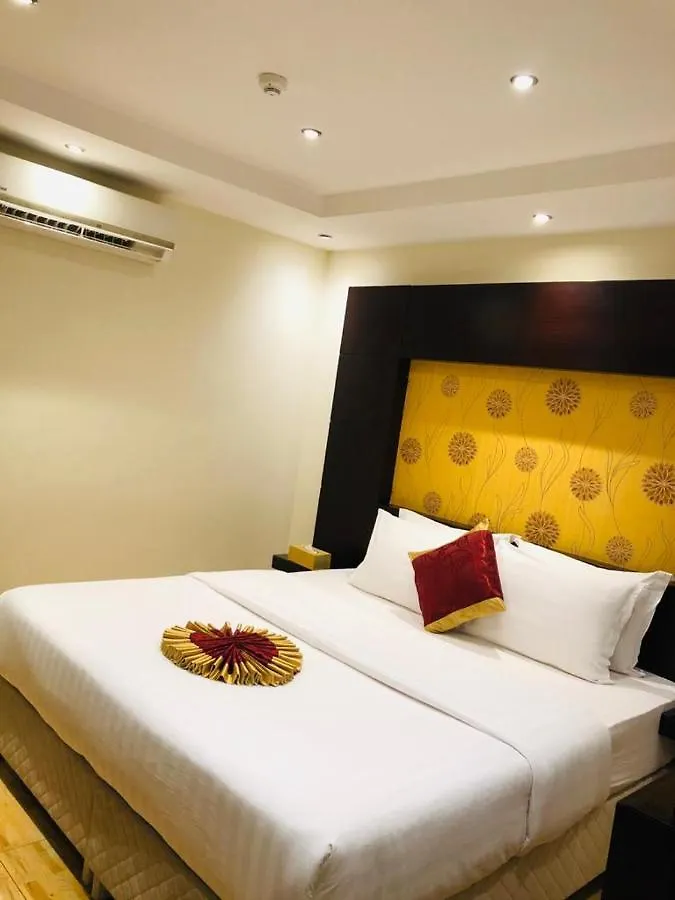 أول سويت 3*, Riyadh Saudi Arabia