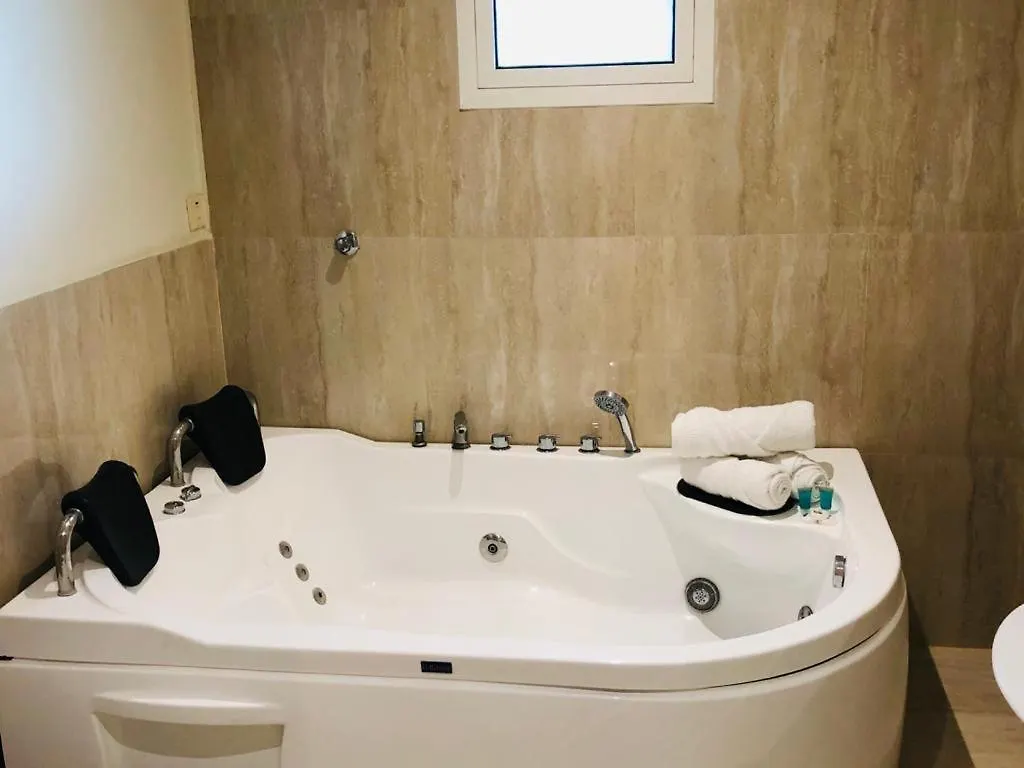 *** Aparthotel أول سويت Saudi Arabia